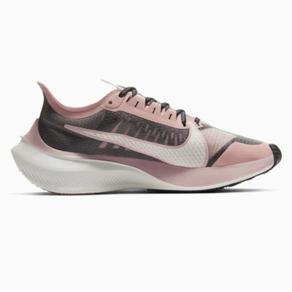 WMNS Nike Zoom Gravity